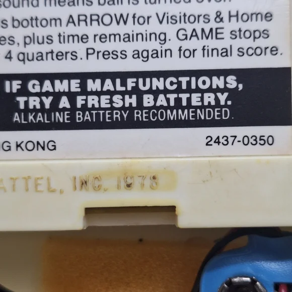 Mattel Electronics Basketball Handheld Game - Picture 3 of 3